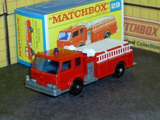 Matchbox Lesney Fire Pumper 29 C2 No Decal Flush Door Bpw Sc5 Vnm Crafted Box