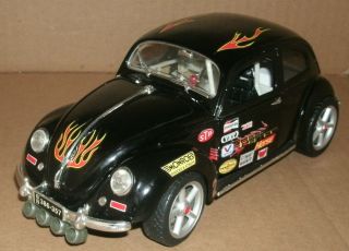1/18 Scale 1951 Volkswagen Beetle Rally Car Model Custom Hot Rod - Maisto 31820