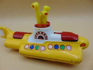 Corgi 803 Beatles Yellow Submarine - UNBOXED MODEL 2