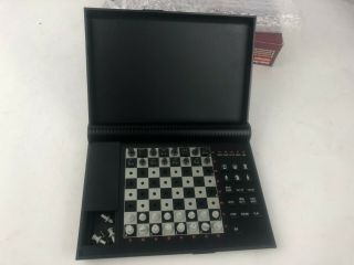 Radio Shack Portable Sensory Chess Computer 1650l,  60 - 2252 Garry Kasparov W/ Box