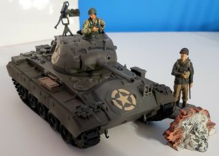 21st Century Toys Ultimate Soldier M24 Chaffee 1:32 Tank