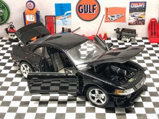 Maisto 1:18 2003 Ford Svt Mustang Cobra Black “theft Recovery” Parts Car Rare