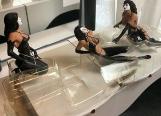 Mcfarlane Toys Accessories: Kiss Love Gun Adoring Fangirls Figures Set Of 3
