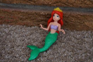 Figure Disney Polly Pocket Princess Ariel With Tail The Little Mermaid Mini Doll