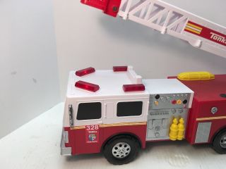 2011 Tonka Titans 328 Fire Engine Rescue Truck Lights Sounds Ladder 06730 Hasbro 2