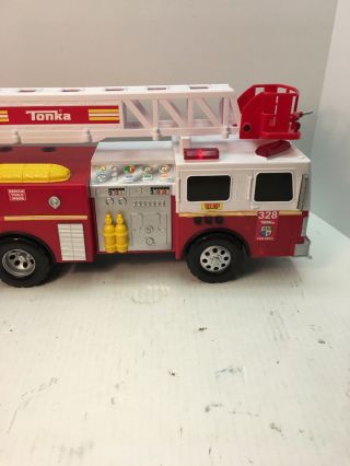 2011 Tonka Titans 328 Fire Engine Rescue Truck Lights Sounds Ladder 06730 Hasbro 5