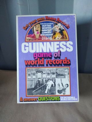 Vintage 1975 Parker Brothers Guinness Book Of World Records Board Game