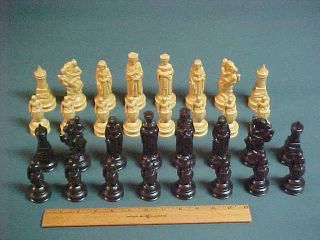 Vintage E.  S.  Lowe Renaissance Chess Set 4 1/2 " King