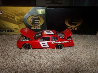1/24 Dale Earnhardt Jr 8 Budweiser / Test Car 2005 Elite Action Nascar Diecast