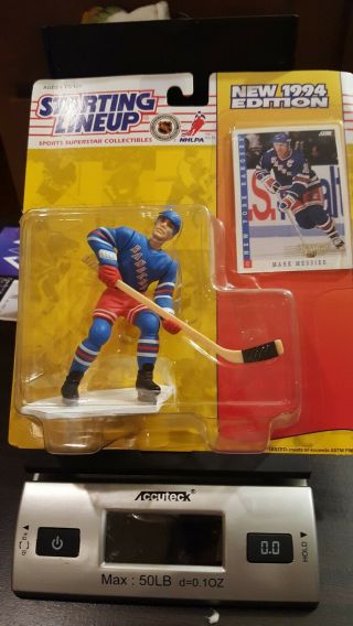 Vintage 1994 Starting Lineup Action Figure With Card - Mark Messier Rangers