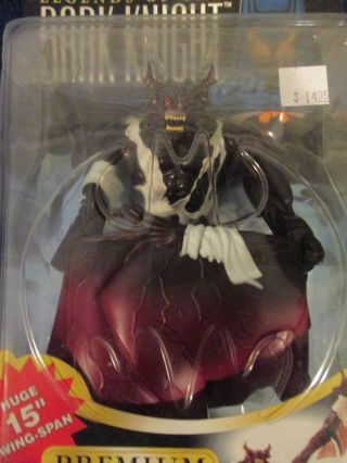 Legends of The Dark Knight Man - Bat Action Figure, 2