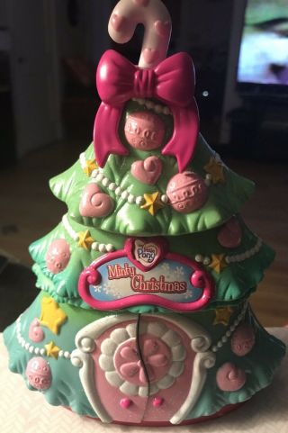 Hasbro My Little Pony Minty Christmas Pop Up Kitchen Playset
