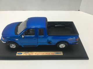 Welly 1/18 1999 Ford F - 150 Flareside Supercab Pickup Truck Die Cast Blue