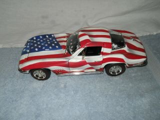 Ertl American Muscle 1967 Chevy Corvette Usa Flag Coupe 1:18 Scale Diecast Car