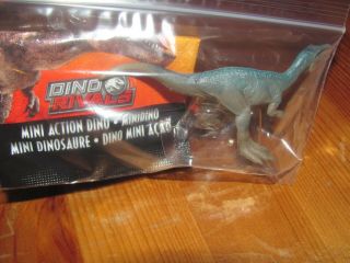 Jurassic World Fallen Kingdom Baryonyx Mini Action Dino Blind Bag