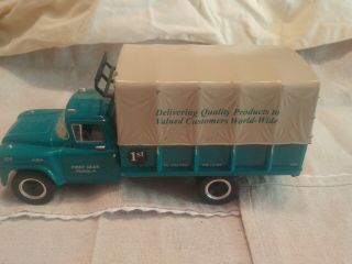 1998 First Gear 1958 Gmc Cargo Truck 1/34 Scale.  Check Pics Out