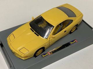 1/18 Revell Bmw 850 Csi Coupe In Yellow 632