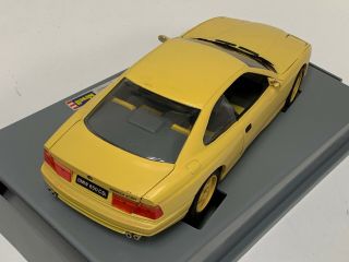1/18 Revell BMW 850 CSi Coupe in Yellow 632 5