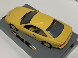 1/18 Revell BMW 850 CSi Coupe in Yellow 632 6
