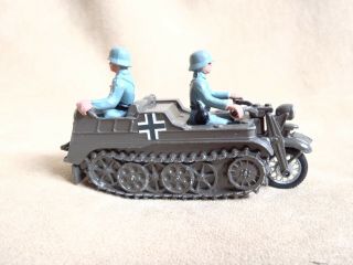 Britains 1/32 Deetail WW2 German Half - track Kettenkrad with crew 2