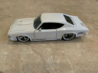 2005 Jada Toys Dub City Bigtime Muscle White 1969 Chevy Chevelle Ss 1:24 Scale