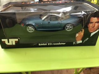 1995 Ut Models 007 James Bond Goldeneye Bmw Z3 Roadster.  1:18 Scale.