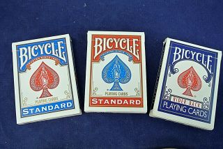VINTAGE WOOD CRIBBAGE BOARD WITH PEGS AND 3 DECKS OF BICYCLE PLAYING CARDS 3