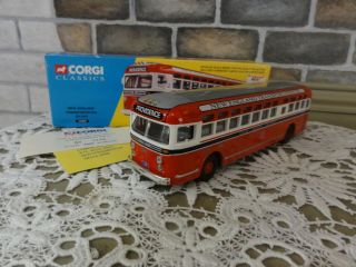 Corgi Classics Die Cast 1/50 Scale England Transportation Gm 4507 54009