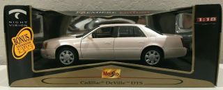 2002 Maisto 1:18 Cadillac Deville Dts Mary Kay Special Edition Pink Pearl
