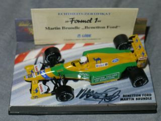 Minichamps 1:43 F1 1992 Martin Brundle Benetton Ford B192 Signed Brundle Brawn
