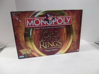 MONOPOLY Lord of the Rings Trilogy Edition - Board Game - COMPLETE & 2