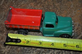 Hubley (u.  S. ) Kiddie Toy Ford Dump Truck - Early 