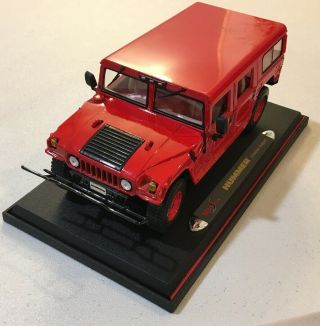 Hummer H1 Station Wagon Maisto Special Edition 1:18 Scale