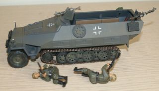 21st Century 1/32 Ww2 German Sdkfz 251/1 Halftrack 32x Ultimate Soldier