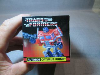 Transformers Metals Die Cast Autobot Optimus Prime in package from 2018 3