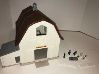 Vintage Ertl Farm Country Dairy Barn Set Toy Playset Quick Ship