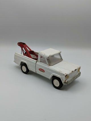 1960 " S Tonka Tow Truck White Jeep,  Pressed Steel Vintage