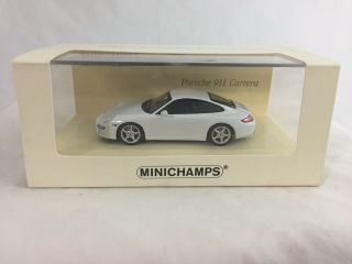 1/43 Minichamps 2004 Porsche 911 Carrera,  Linea Bianco 1,  436 063021,  1/2,  008