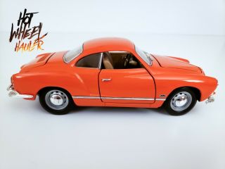 1966 Volkswagen Karmann Ghia 1:18 Scale Road Signatures Orange