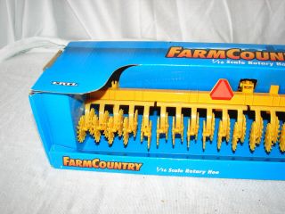 ERTL FARM COUNTRY TOY TRACTOR ATTACHMENT 1:16 SCALE ROTARY HOE 1997 2