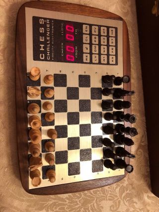 Vintage Chess Challenger 10 - 1978 Model electronic board game 3