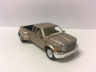 1999 99 Ford F - 350 V10 Dually 4x4 Collectible 1/64 Scale Diecast Model