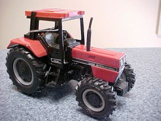 ERTL CASE INTERNATIONAL 956XL 4x4 TRACTOR with 3 - POINT HITCH 1/32 3