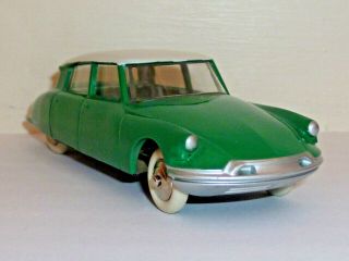 FRENCH DINKY TOYS No.  24 CP CITROEN DS 19 BY ATLAS 3 MODELS 2 1 OPENED 2