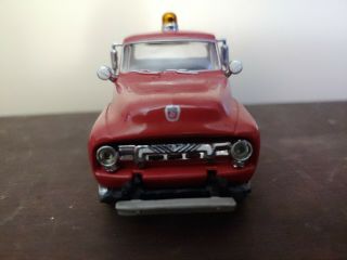 Matchbox Models of Yesteryear – 1954 Ford RR Service Truck 1/43 Scale 3
