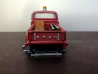 Matchbox Models of Yesteryear – 1954 Ford RR Service Truck 1/43 Scale 4