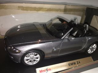 Maisto Special Edition BMW Z4 Metal Die - Cast 1:18 Open Box 4