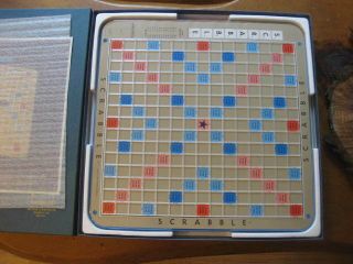 Vintage 1977 Complete Scrabble Deluxe Edition Turntable Game Burgundy Tiles