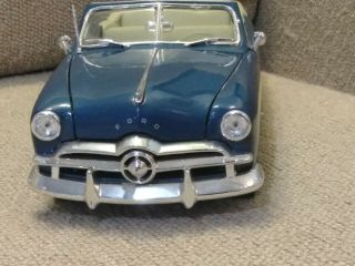 1949 Ford Convertible 1/18 Diecast Model Car By Maisto