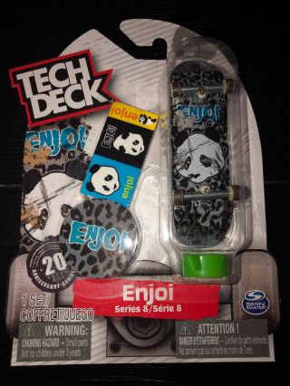 Tech Deck Series 8 Skate Fingerboard 2018 20 Years.  Enjoi Panda.